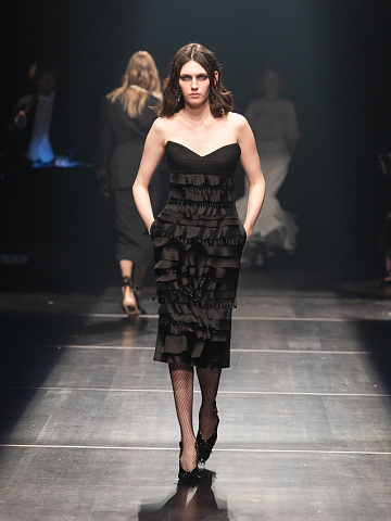 Look #100, 1