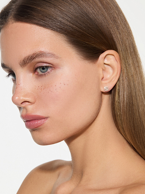 Pink gold stud earrings with diamonds, 2