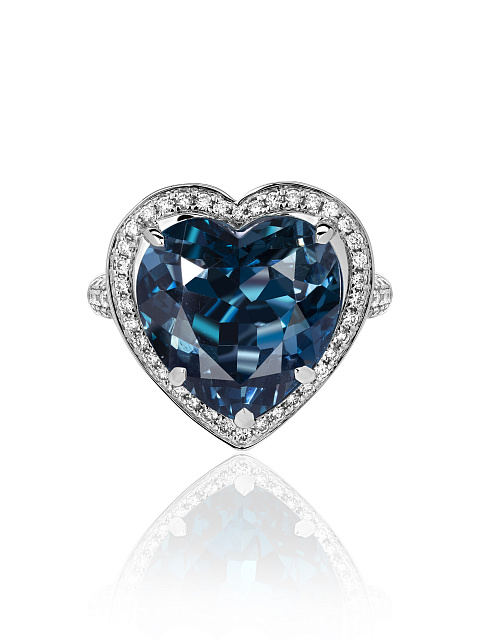 Heart Topaz London Blue, Round Diamond & White Gold Ring, 5