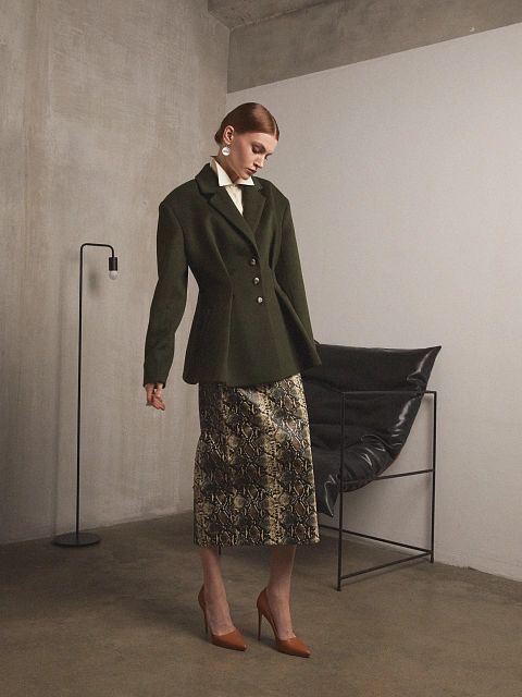 Dark green wool blazer, 4 Dark green wool blazer, 4