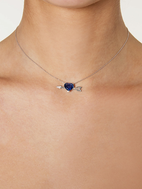 White gold necklace with Royal Blue heart-cut sapphire, 2
