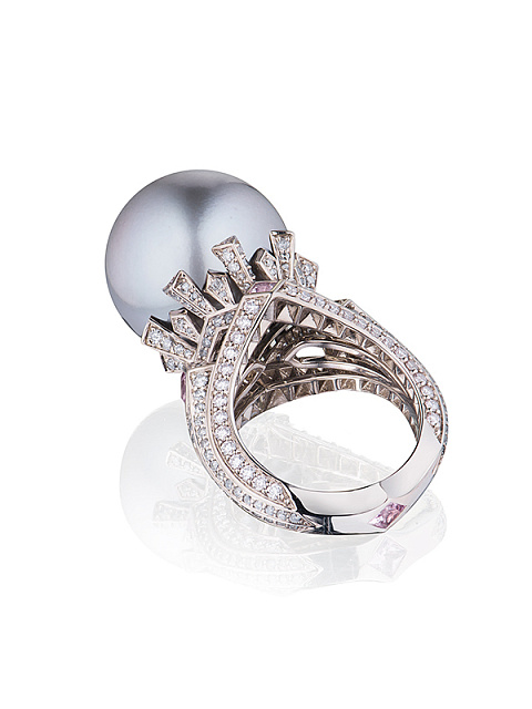 White gold ring with black pearl, diamonds and spinel, 3