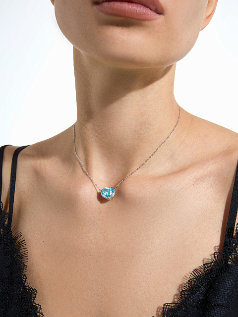 Necklace with a heart-cut apatite, 2