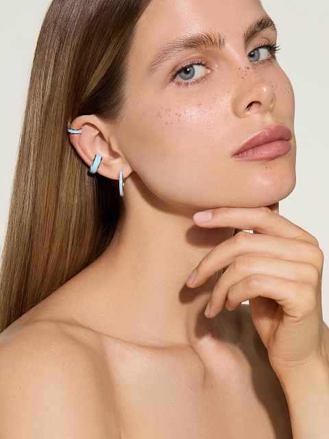 Wide white gold ear cuff with Paraiba enamel, 3