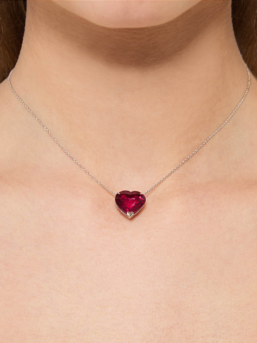 White gold necklace with a heart-cut rubellite pendant, 2