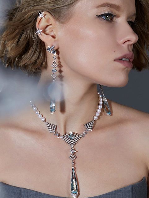 Long palladium earrings with aquamarines and diamonds, 2