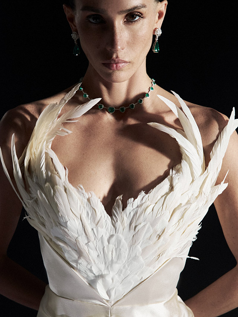 Pear Emerald & Pear Diamond & White Gold Earrings, 3