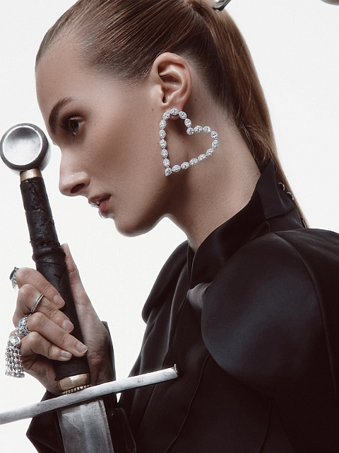 Tourmaline Paraiba & Round, Pear Diamond & White Gold Tassel Ring, 6