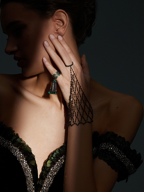 Black Gold Emerald Tassel Ring, 4