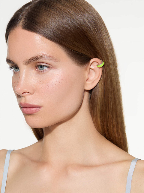 Wide white gold ear cuff with lime-colored enamel, 3